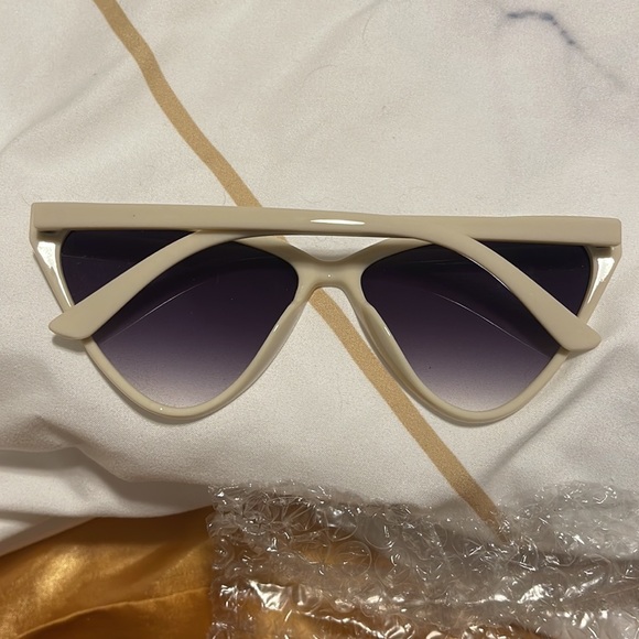 Cream Sunglasses - Picture 3 of 5